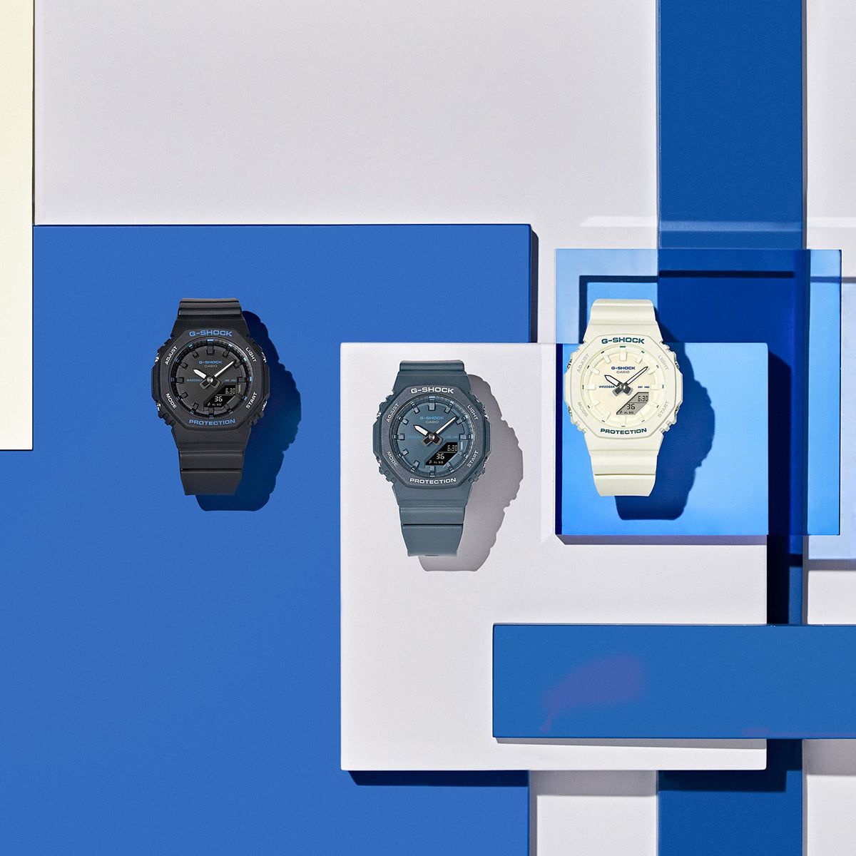 CASIO G-SHOCK OAK COMPACT - BLUE ACCENT SERIES - IVORY GMA-P2100BA-7AER