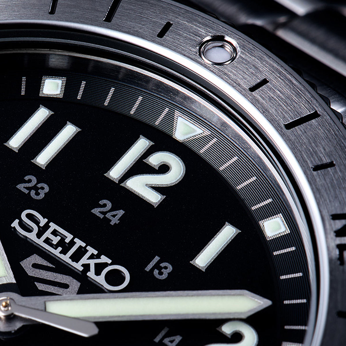 SEIKO 5 KÄEKELLAD HDB006K1