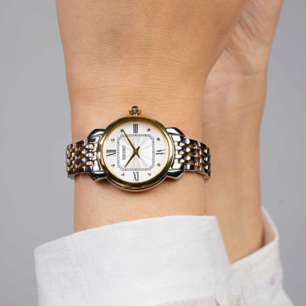 SEIKO WATCHES modelis SUR498P1