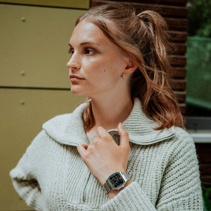 CASIO VINTAGE modelis BLUETOOTH® SMARTPHONE LINK - STEEL - built-in accelerometer senses body movements + steps counter - ALL BLACK