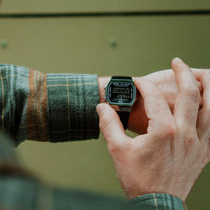 CASIO VINTAGE modelis BLUETOOTH® SMARTPHONE LINK - BLACK - built-in accelerometer senses body movements + steps counter - ALL BLACK