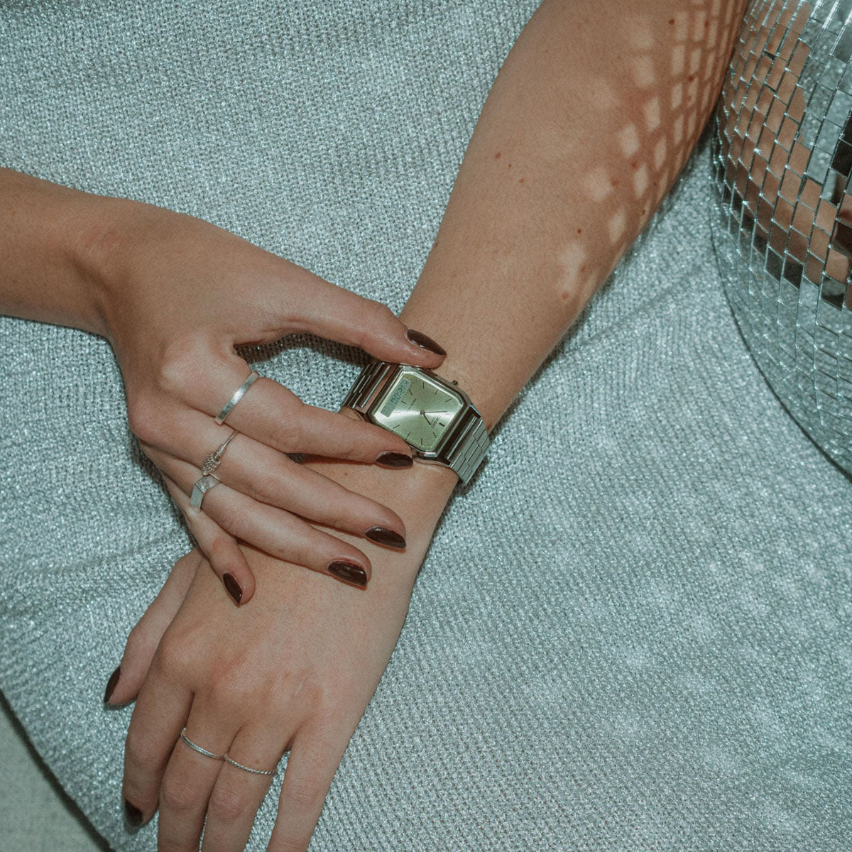 CASIO VINTAGE modelis EDGY COLLECTION SUNRAY DIAL - GREEN LEMON