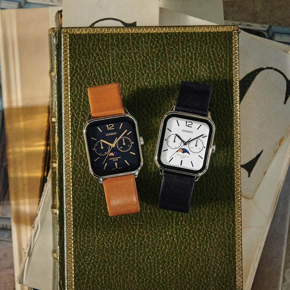 CASIO COLLECTION modelis MOONPHASES LEATHER - BLACK