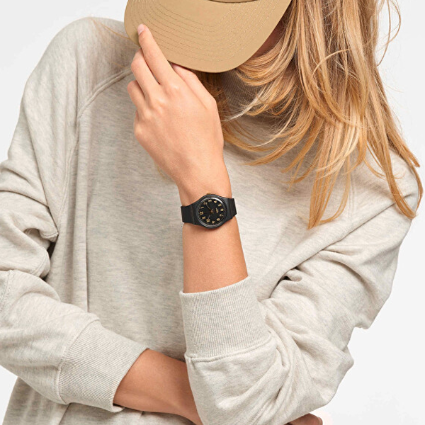 SWATCH WATCHES SO28B113