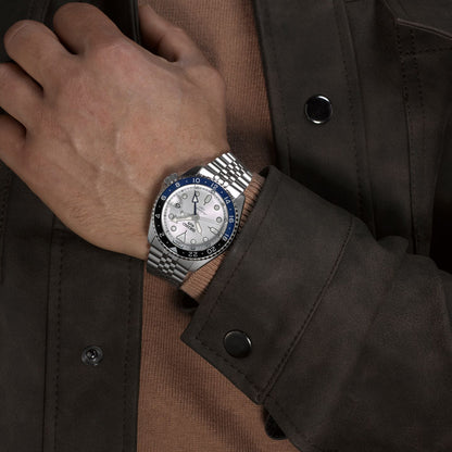 SEIKO 5 WATCHES modelis SSK033K1