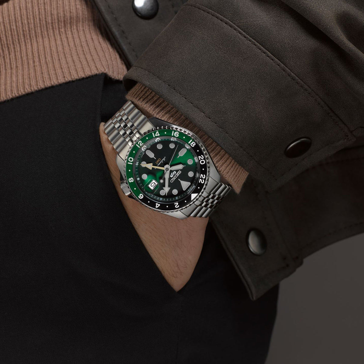 SEIKO 5 SPORTS AUTOMATIC GMT - FOREST GREEN SSK035K1
