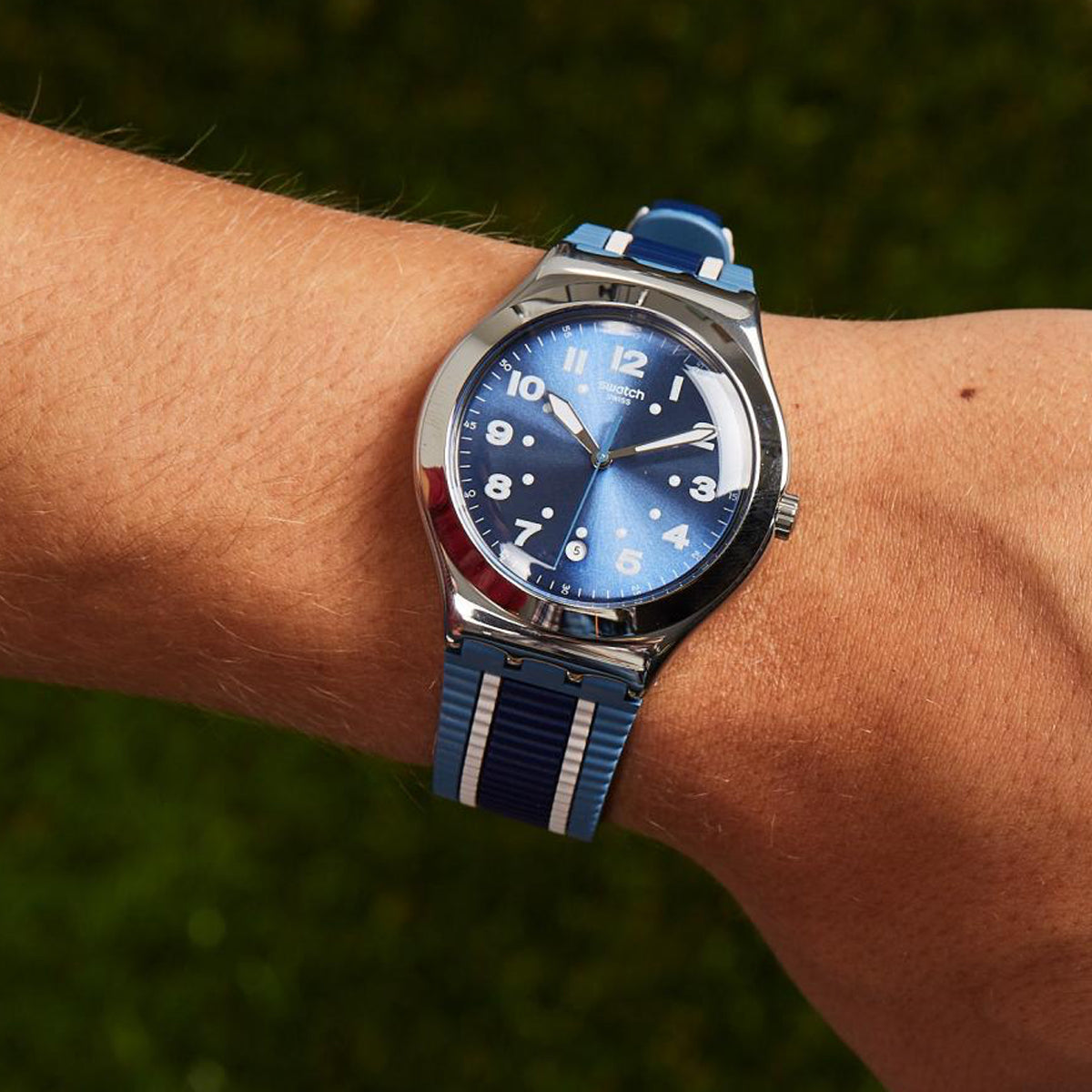 SWATCH BLUORA YWS436